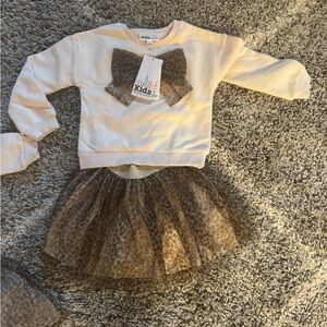 Kids Headquarters Cream and Brown Bow Set